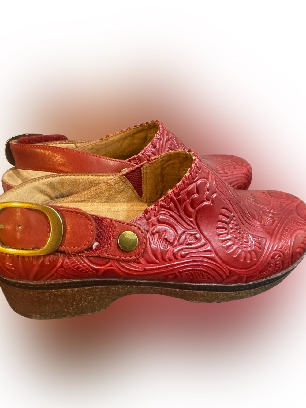 Women’s Brioso Red Embossed Leather Slingback Clog - Comfortable Slip-On